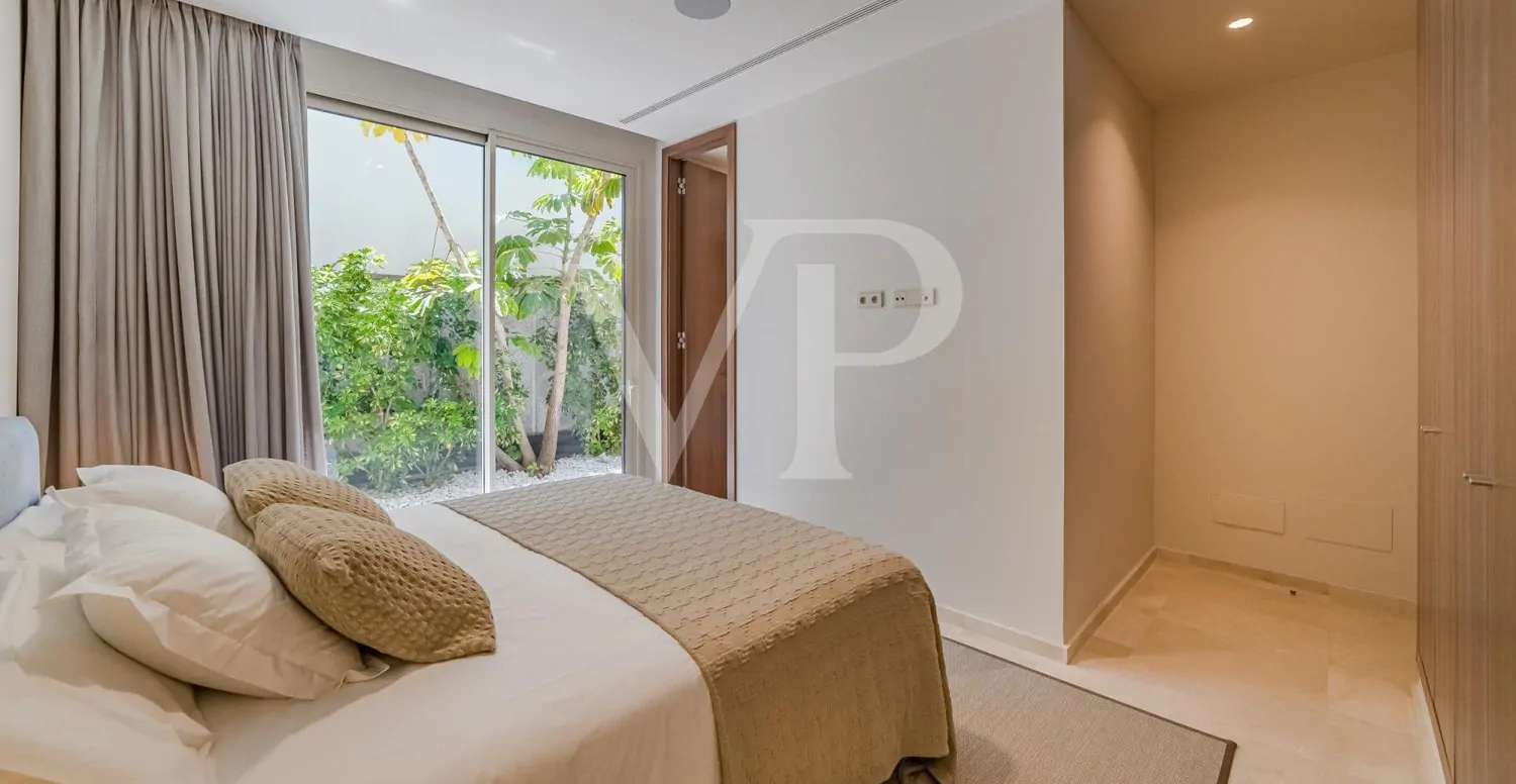 Eleganz am Atlantik – Neubau-Luxusvilla in Playa de las Américas