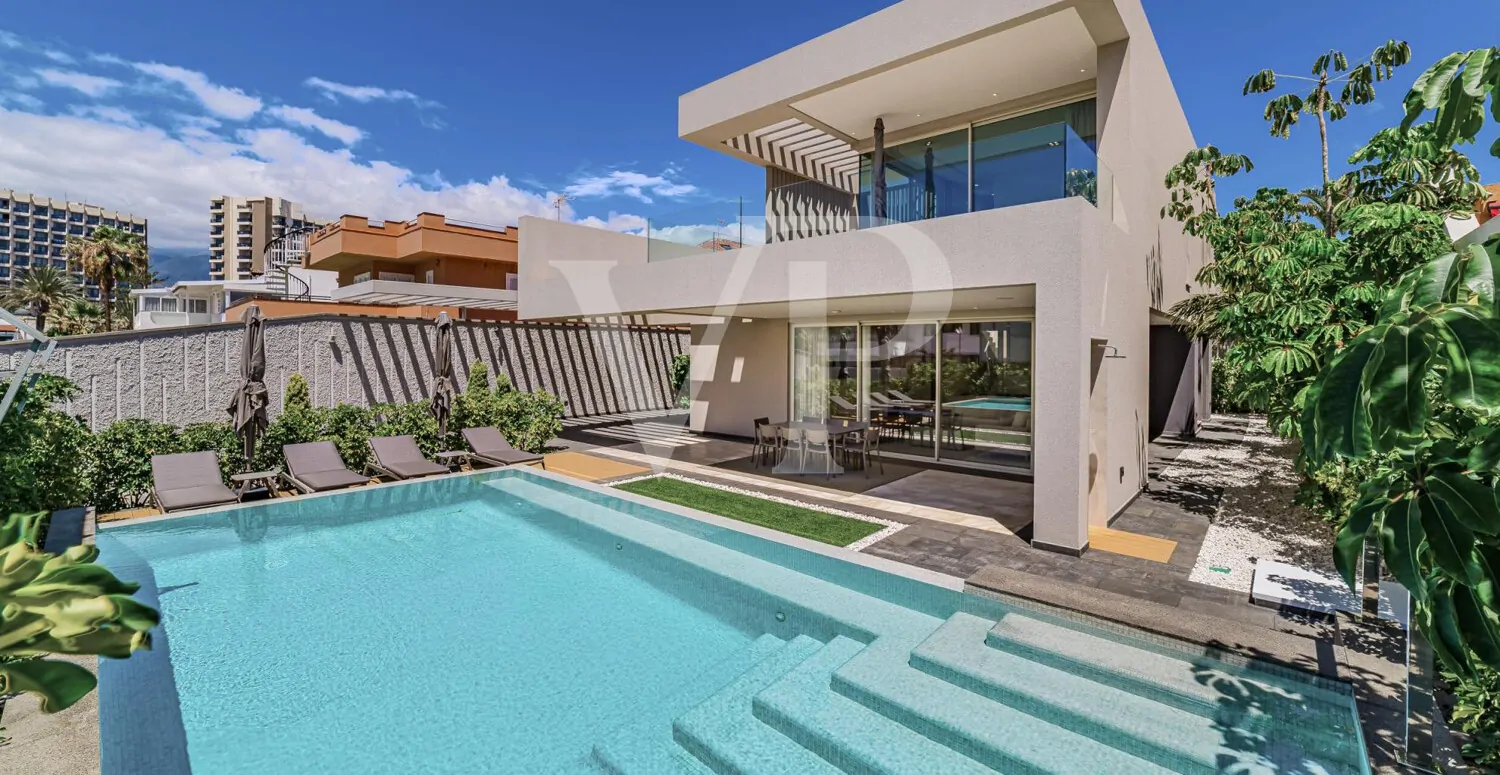 Eleganz am Atlantik – Neubau-Luxusvilla in Playa de las Américas