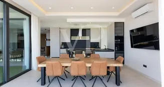 von_poll_real_estate_property_ES253185348_image_11