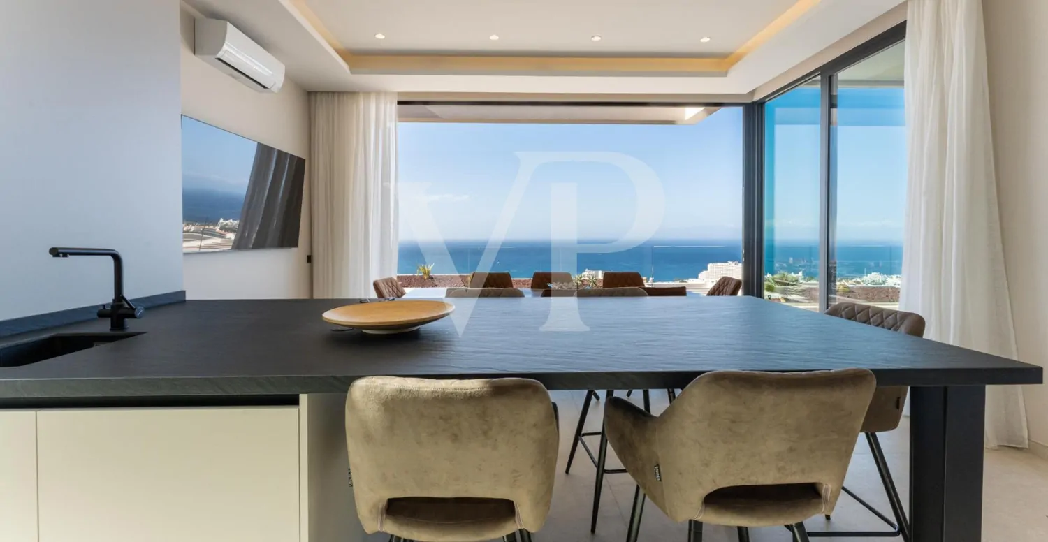 Traumvilla in Caldera del Rey mit panoramischem Atlantikblick