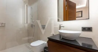 von_poll_real_estate_property_ES253185348_image_195