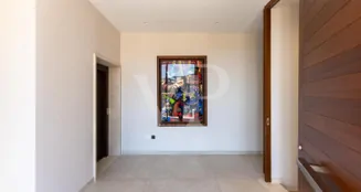 von_poll_real_estate_property_ES253185348_image_150