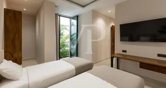 von_poll_real_estate_property_ES253185348_image_198