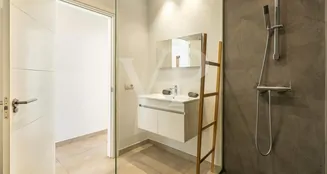 von_poll_real_estate_property_ES253185374_image_29