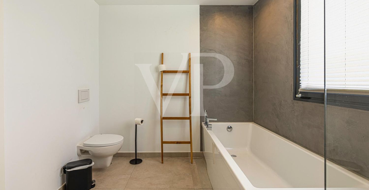 Luxusvilla mit privatem Pool in La Caleta