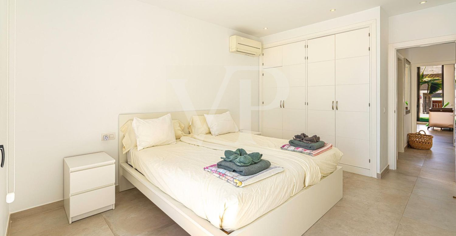 Luxusvilla mit privatem Pool in La Caleta