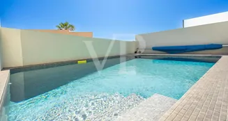 von_poll_real_estate_property_ES253185374_image_3