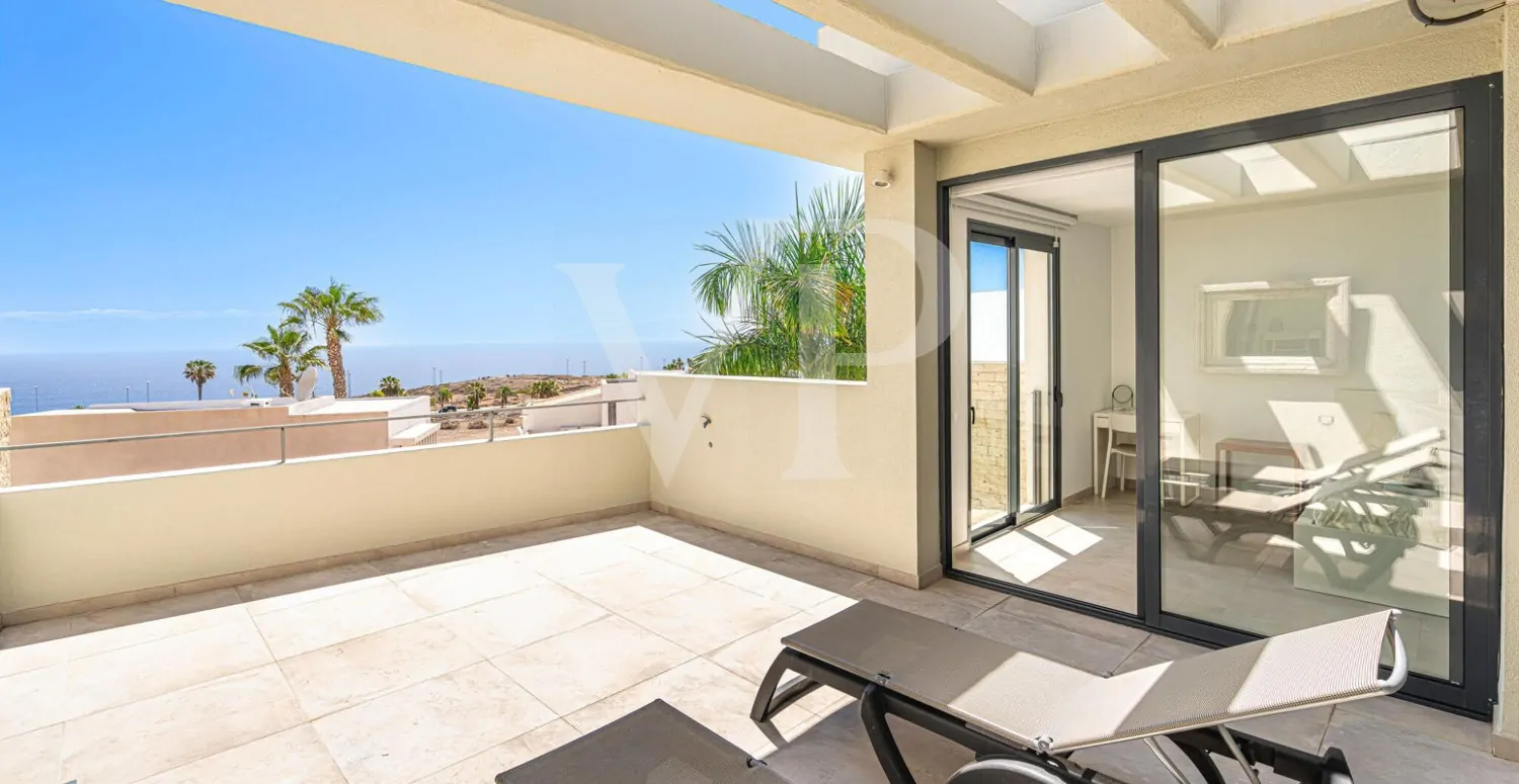 Chalet de lujo con piscina privada en La Caleta