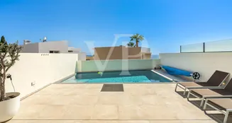 von_poll_real_estate_property_ES253185374_image_2