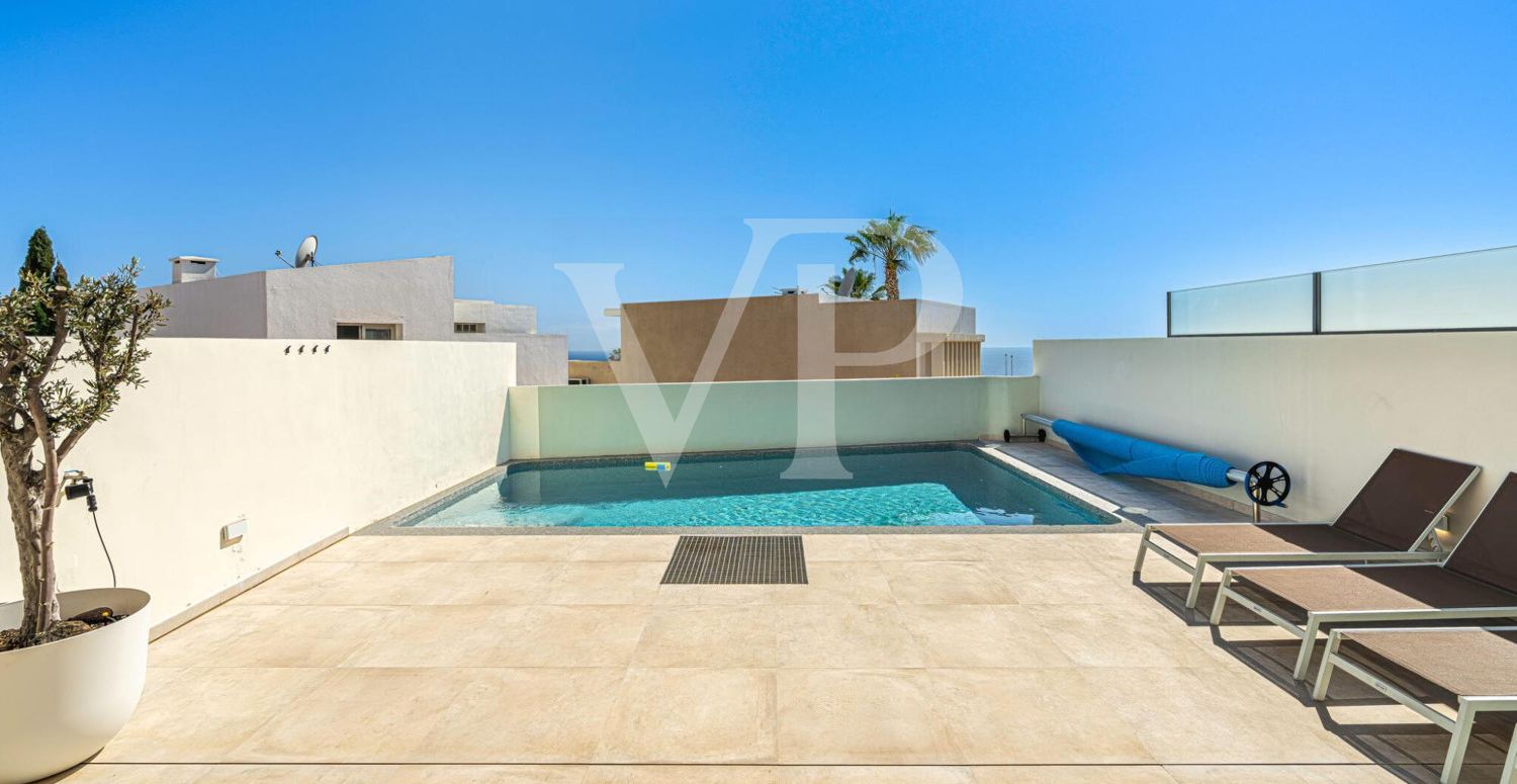 Luxusvilla mit privatem Pool in La Caleta