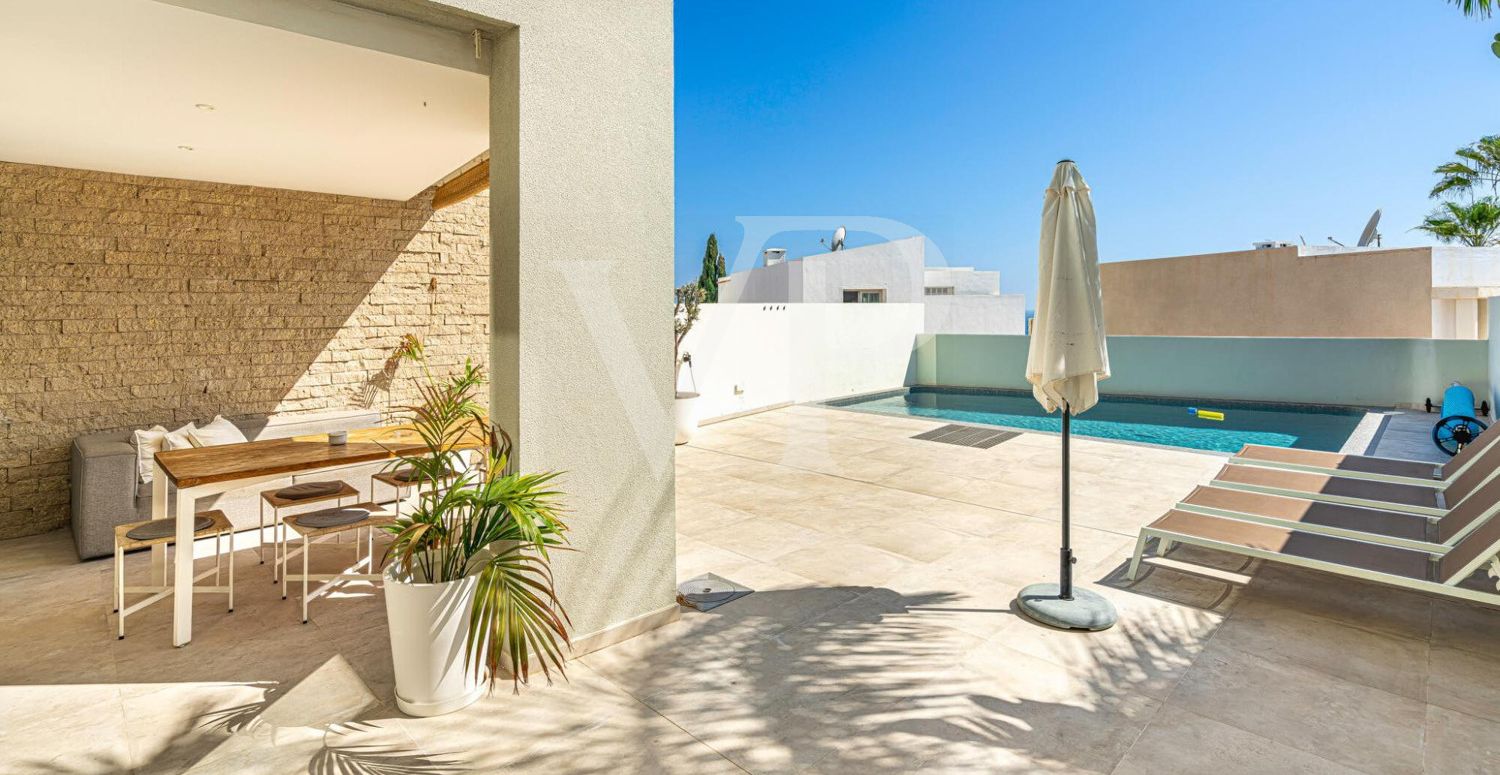 Luxusvilla mit privatem Pool in La Caleta