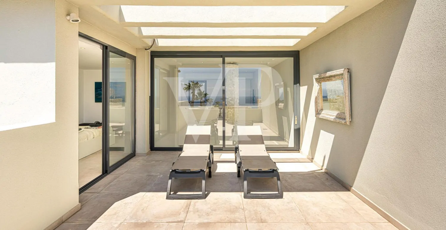 Chalet de lujo con piscina privada en La Caleta