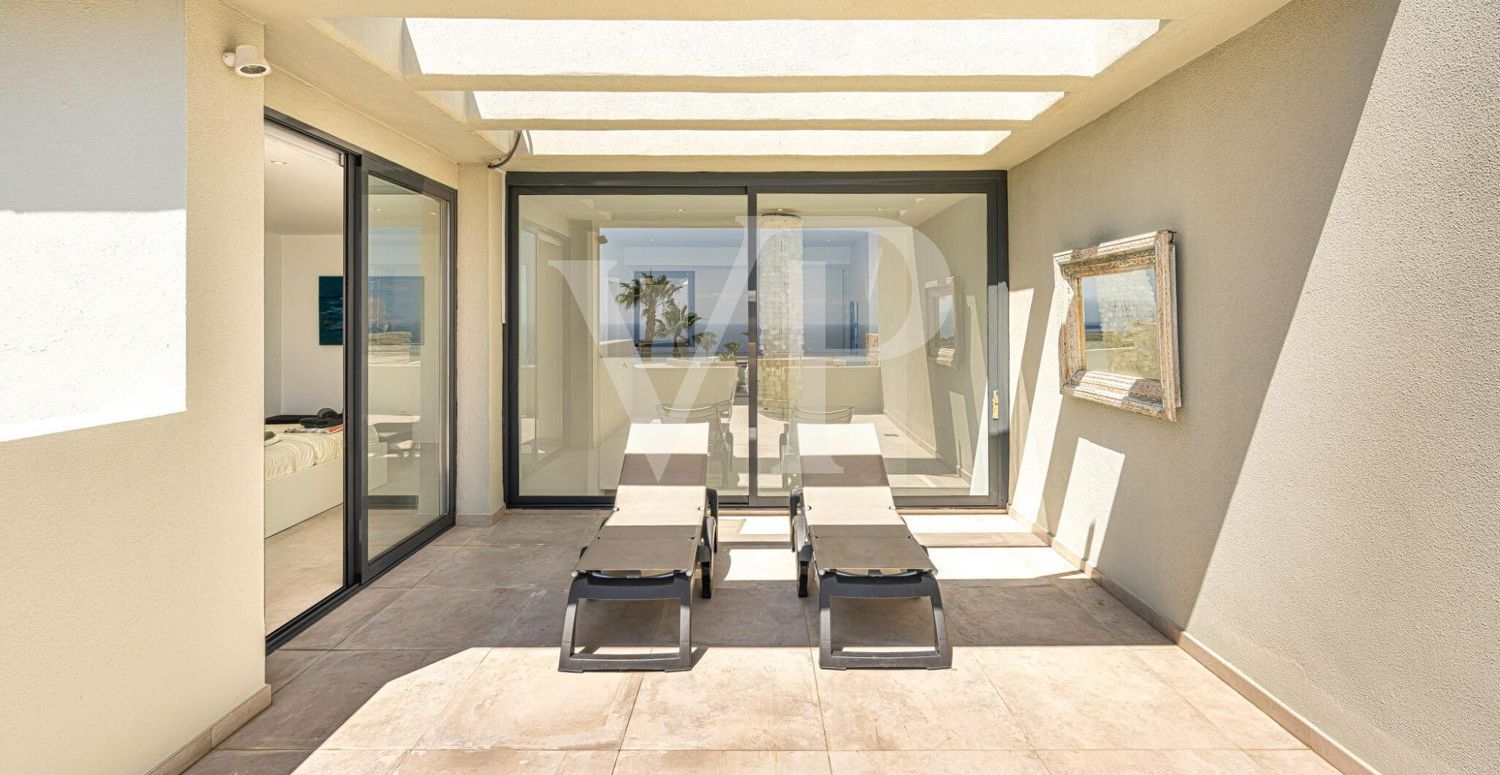 Luxusvilla mit privatem Pool in La Caleta