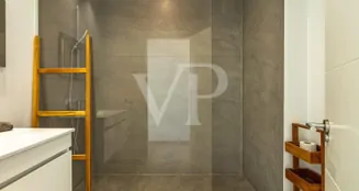 von_poll_real_estate_property_ES253185374_image_154