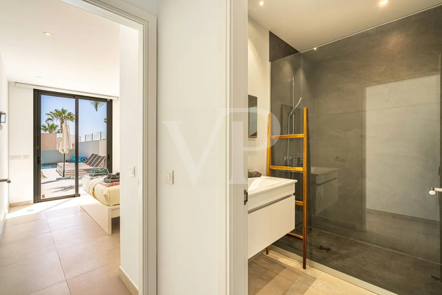 Luxusvilla mit privatem Pool in La Caleta
