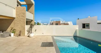 von_poll_real_estate_property_ES253185374_image_129