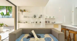 von_poll_real_estate_property_ES253185374_image_76