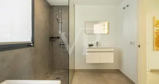 von_poll_real_estate_property_ES253185374_image_104