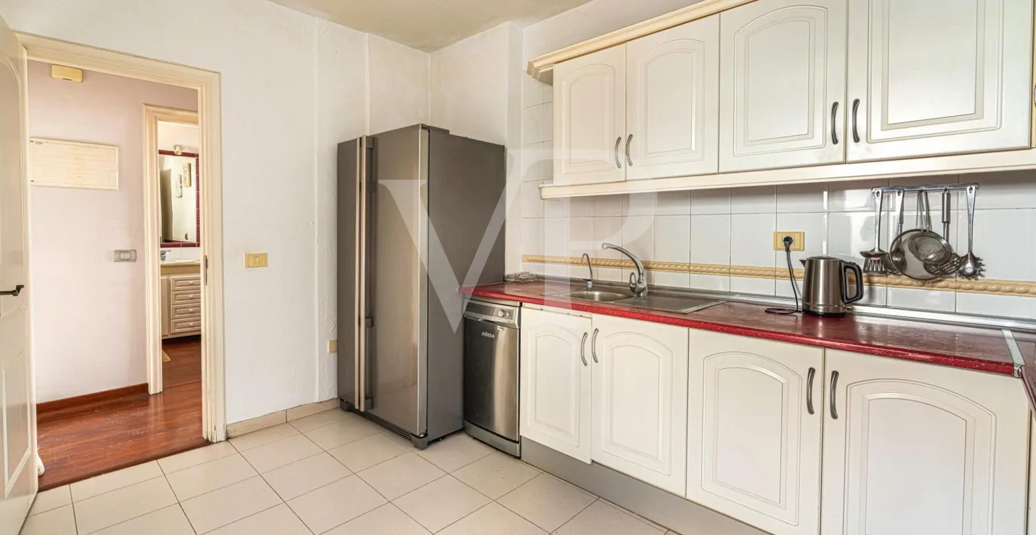 Encantador chalet pareado con vistas al mar en Torviscas