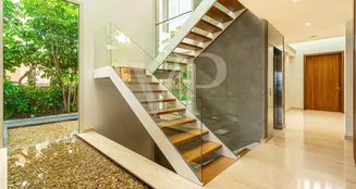 von_poll_real_estate_property_ES253185397_image_35