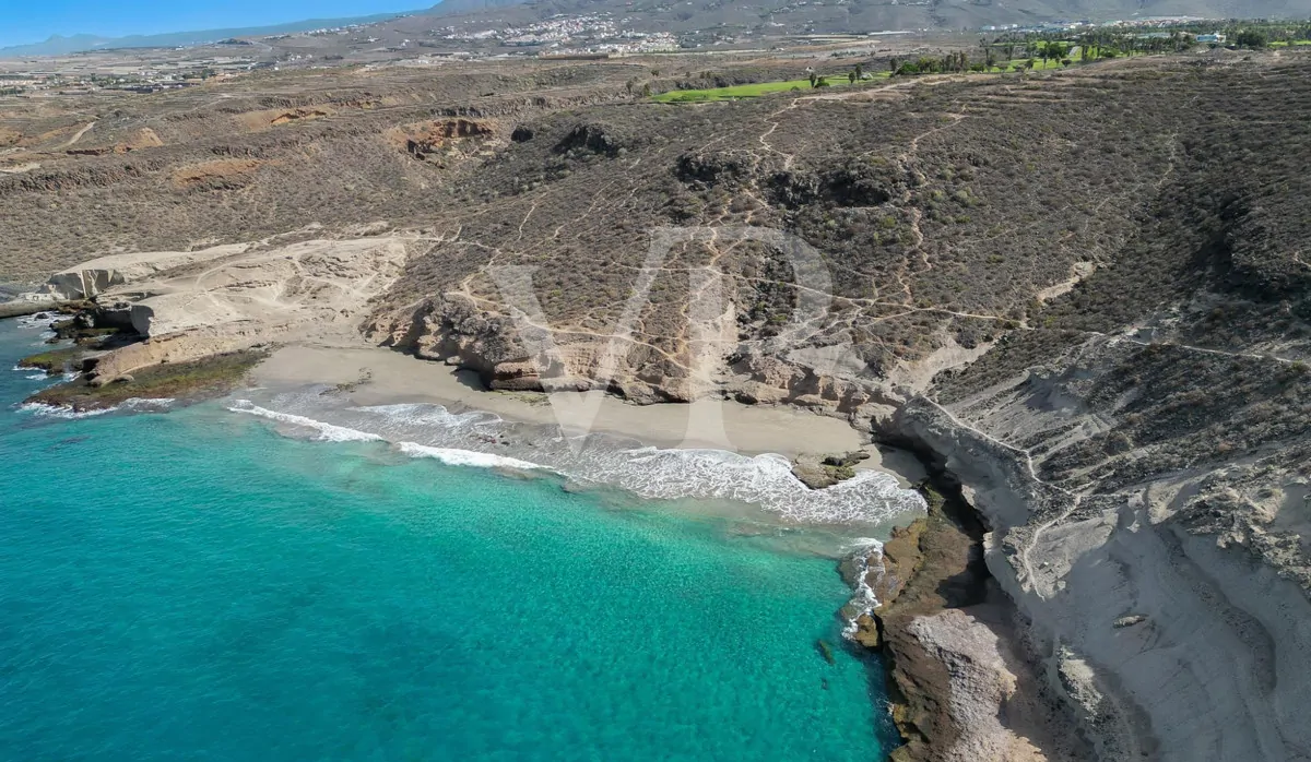 Exklusive Luxusvilla direkt am Golfplatz Costa Adeje – Eleganz trifft Panorama