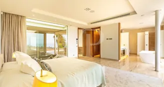 von_poll_real_estate_property_ES253185397_image_67