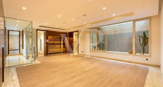 von_poll_real_estate_property_ES253185397_image_191