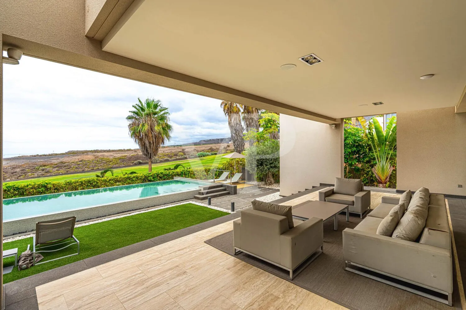 Exklusive Luxusvilla direkt am Golfplatz Costa Adeje – Eleganz trifft Panorama