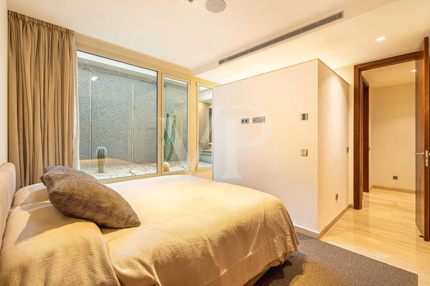 Exklusive Luxusvilla direkt am Golfplatz Costa Adeje – Eleganz trifft Panorama