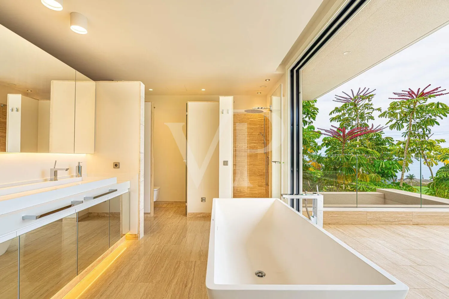 Exklusive Luxusvilla direkt am Golfplatz Costa Adeje – Eleganz trifft Panorama