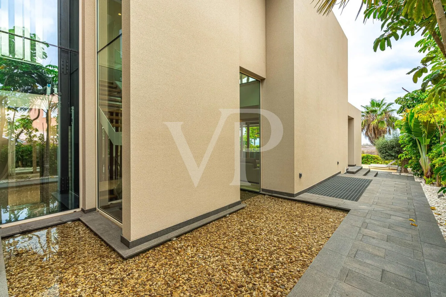 Exklusive Luxusvilla direkt am Golfplatz Costa Adeje – Eleganz trifft Panorama