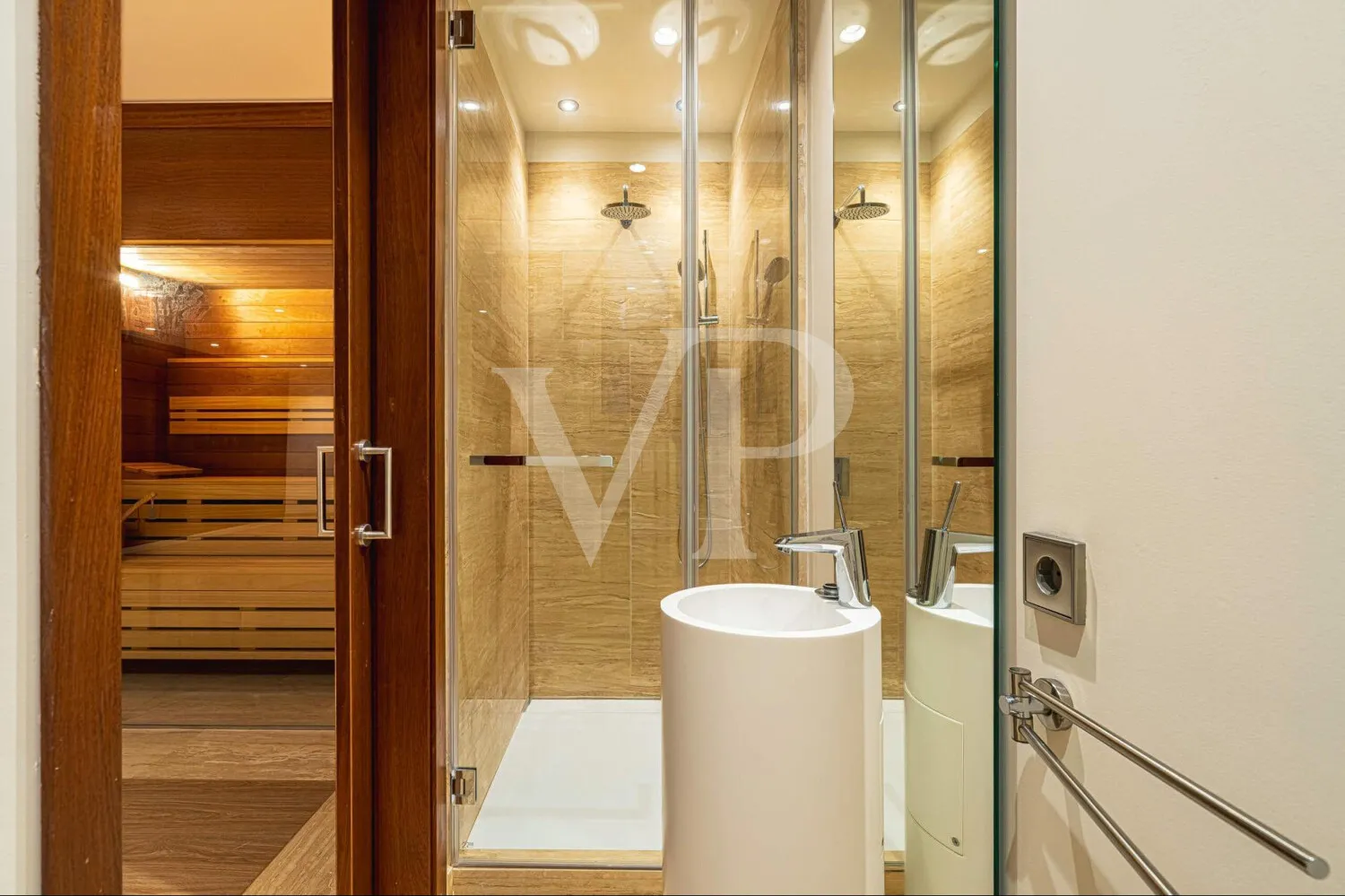 Exklusive Luxusvilla direkt am Golfplatz Costa Adeje – Eleganz trifft Panorama