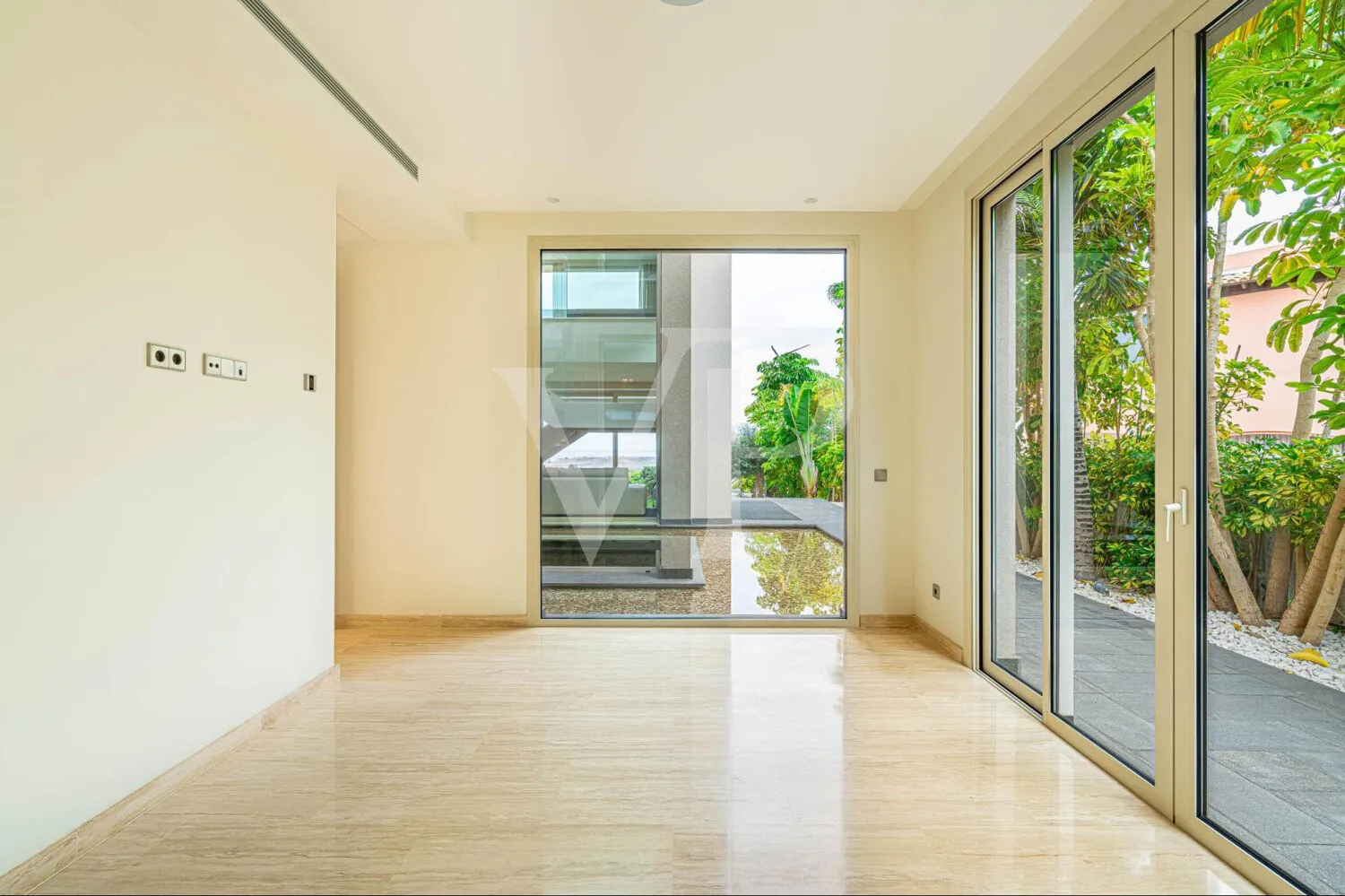 Exklusive Luxusvilla direkt am Golfplatz Costa Adeje – Eleganz trifft Panorama