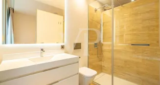 von_poll_real_estate_property_ES253185397_image_371