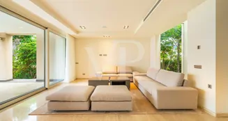 von_poll_real_estate_property_ES253185397_image_310