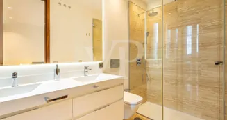 von_poll_real_estate_property_ES253185397_image_315