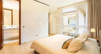 von_poll_real_estate_property_ES253185397_image_314