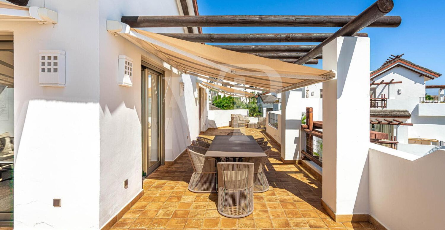 Luxury Penthouse in Las Terrazas de Abama – with rooftop terrace and sea views