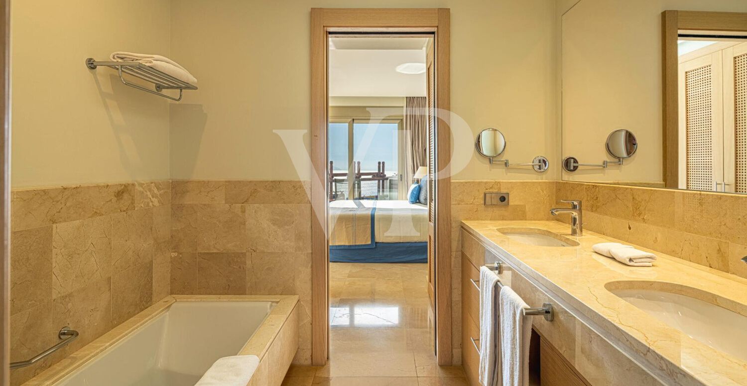 Luxury Penthouse in Las Terrazas de Abama – with rooftop terrace and sea views
