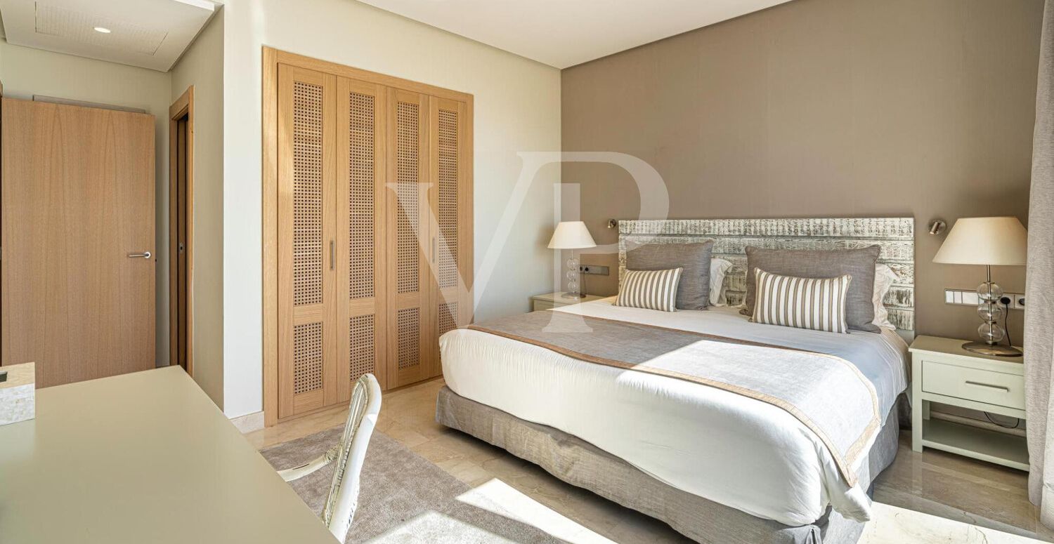 Luxury Penthouse in Las Terrazas de Abama – with rooftop terrace and sea views