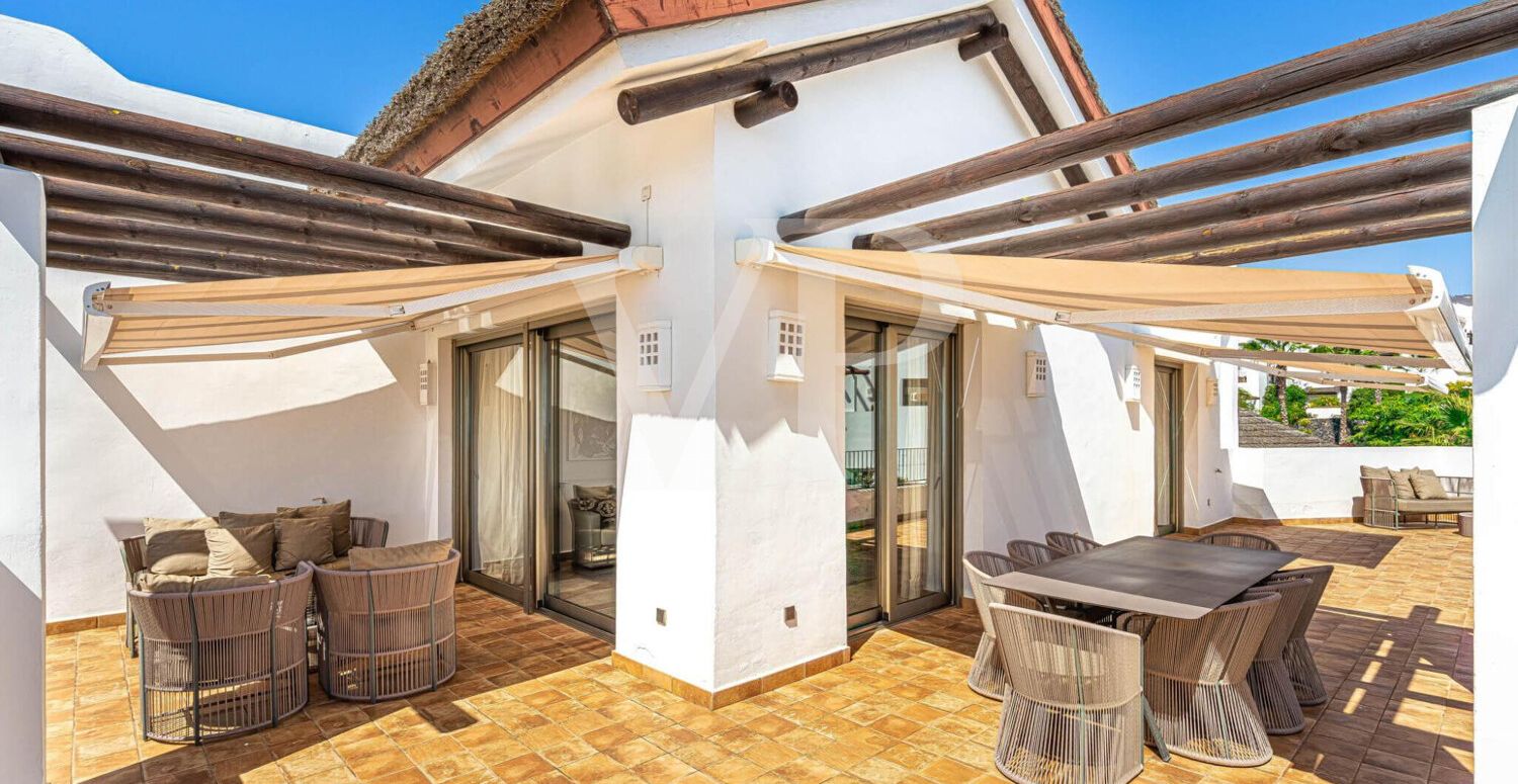 Luxury Penthouse in Las Terrazas de Abama – with rooftop terrace and sea views