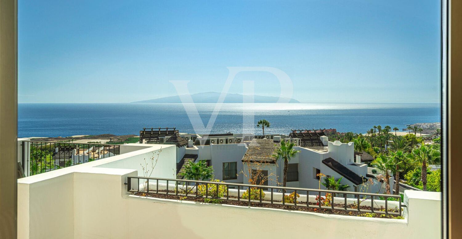 Luxury Penthouse in Las Terrazas de Abama – with rooftop terrace and sea views