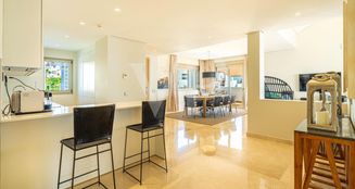 von_poll_real_estate_property_ES253185457_image_13