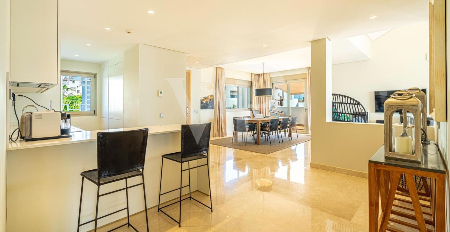 Luxury Penthouse in Las Terrazas de Abama – with rooftop terrace and sea views