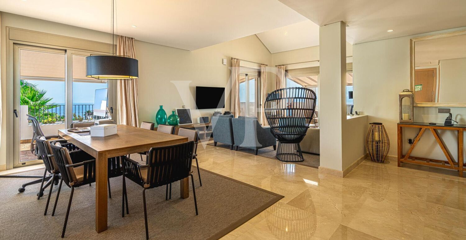 Luxury Penthouse in Las Terrazas de Abama – with rooftop terrace and sea views