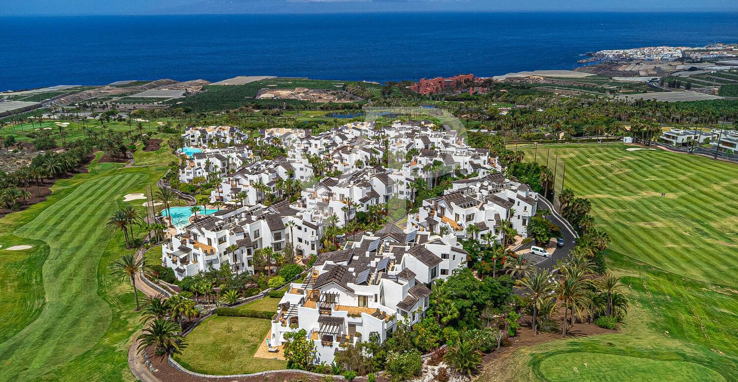Luxury Penthouse in Las Terrazas de Abama – with rooftop terrace and sea views