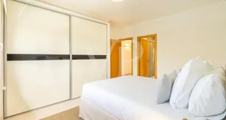 von_poll_real_estate_property_ES253185466_image_120