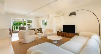 von_poll_real_estate_property_ES253185466_image_104