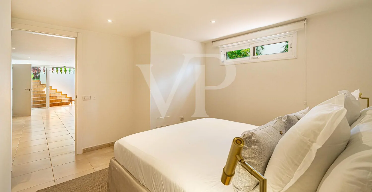 Atemberaubende Villa direkt am Golf Costa Adeje mit Meer- und Bergblick