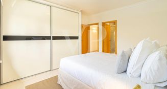 von_poll_real_estate_property_ES253185466_image_40